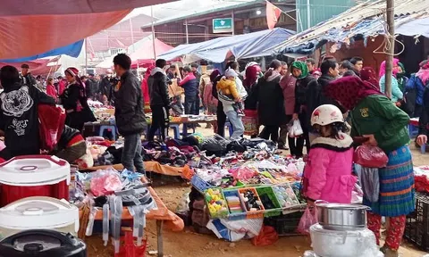 Đầu tư và phát triển chợ trên địa bàn tỉnh Hà Giang: tiềm năng và hiện thực