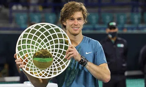Mubadala World Tennis Championship: Andrey Rublev vô địch, Rafael Nadal trắng tay