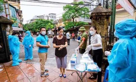 Thử nhìn hai mặt sáng - tối trong mùa dịch