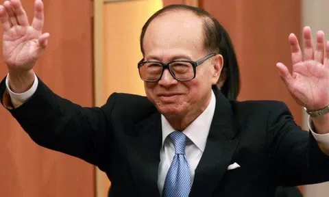 Tỷ phú 34 có tỉ USD dạy con