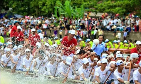 Bộ VHTT&DL công nhận “Lễ hội đua thuyền trên sông Nhật Lệ là Di sản văn hóa phi vật thể Quốc gia”