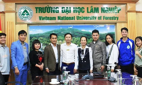 Những hoạt động thiết thực của nhóm thiện nguyện “Ân tình phố cổ”