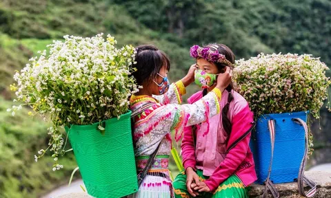 Bộ ảnh đồng bào Hà Giang chống dịch và thích nghi trạng thái bình thường mới