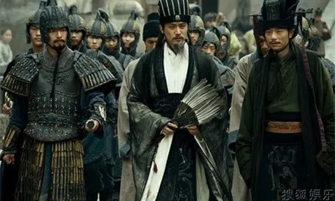 10 bài học Gia Cát Lượng dạy con trai