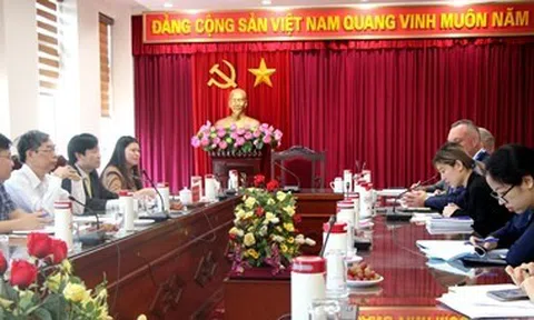 Hợp tác, kết nối, hỗ trợ nông dân