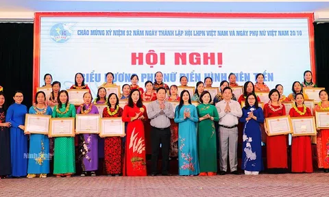 Ninh Bình: Biểu dương phụ nữ điển hình tiên tiến giai đoạn 2021- 2022