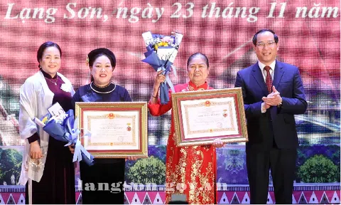 Lạng Sơn: Trao tặng danh hiệu “Nghệ nhân Nhân dân”, “Nghệ nhân Ưu tú” trong lĩnh vực di sản văn hóa phi vật thể lần thứ III