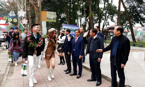 Hà Giang: Chương trình đón những vị khách du lịch đầu tiên năm 2023