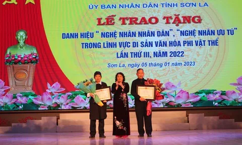 Sơn La: Lễ trao tặng danh hiệu “Nghệ nhân nhân dân”, “Nghệ nhân ưu tú” trong lĩnh vực di sản văn hóa phi vật thể lần thứ ba