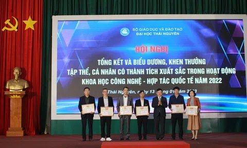 Đại học Thái Nguyên: Biểu dương các nhà khoa học tiêu biểu