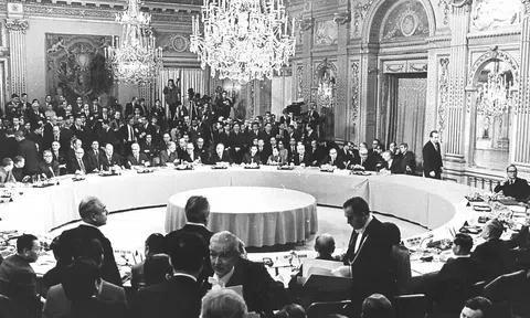Hiệp định Paris về Việt Nam: Những điều khoản ký kết và thực hiện