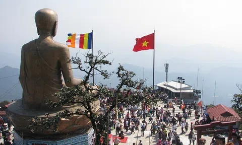 Quảng Ninh khai hội xuân Yên Tử sau 3 năm tạm ngừng vì dịch COVID-19