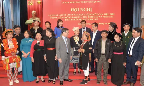 Tuyên Quang: Xây dựng, bồi dưỡng nguồn đội ngũ người có uy tín, lực lượng cốt cán kế cận