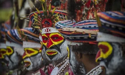 21/5 - Ngày Thế giới về Đa dạng văn hoá vì Đối thoại và Phát triển