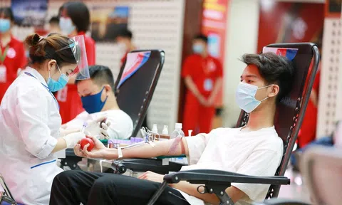 14/6 “Ngày thế giới tôn vinh những người hiến máu”