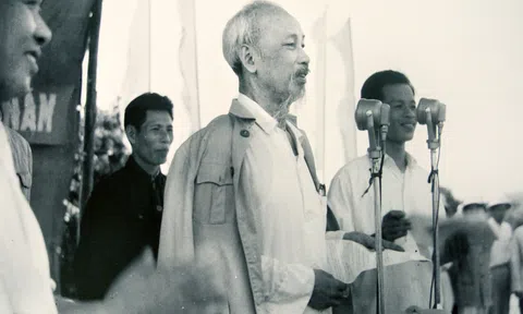 Quốc khánh mùng 2/9: Nhớ về Người lập quốc!