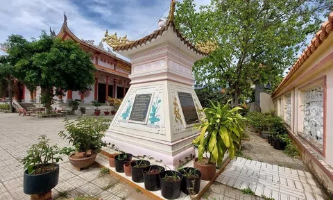 Công Chúa Ngọc Vạn, tay không mở cõi