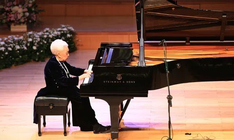 Cuộc đời vinh quang và cay đắng của nữ nghệ sỹ Thái Thị Liên