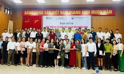 Phát triển du lịch sinh thái và thuê môi trường rừng