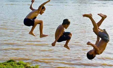 Đuối nước ở trẻ em khi hè về - "Đến hẹn" lại lo