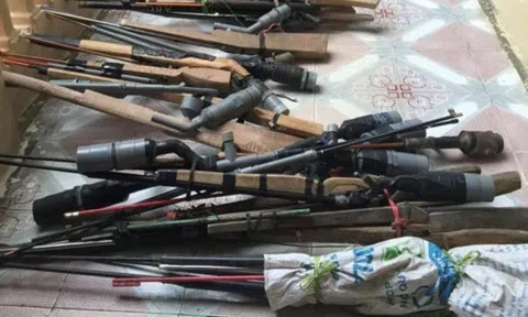 Đổi quà lấy súng săn, vũ khí thô sơ được người dân hưởng ứng