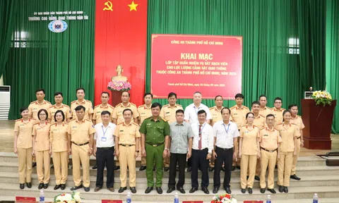 Công an Thành phố Hồ Chí Minh tổ chức tập huấn nhiệm vụ  sát hạch, cấp giấy phép lái xe