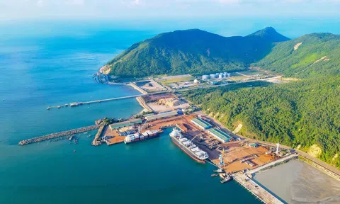 Dự án Cầu cảng gần 1.000 tỷ ở Vũng Áng có nguy cơ chậm tiến độ do “vướng” mặt bằng