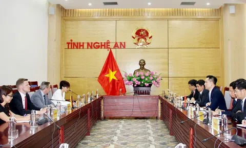 Tỉnh Nghệ An quảng bá điểm đến đầu tư với Phòng Công nghiệp và Thương mại Đức