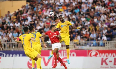 Sông Lam Nghệ An vươn lên ngôi nhì bảng V.League sau chiến thắng trước Câu lạc bộ TP. Hồ Chí Minh