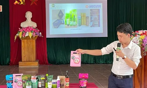 Nghĩa Đàn (Nghệ An): Hiệp hội Mắc ca Việt Nam tập huấn trồng và chăm sóc cây mắc ca cho người dân xã Nghĩa Đức