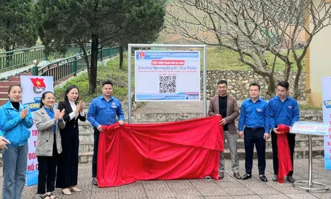 Đoàn Thanh niên thị xã Thái Hòa ra mắt công trình số hóa dữ liệu Nghĩa trang liệt sỹ