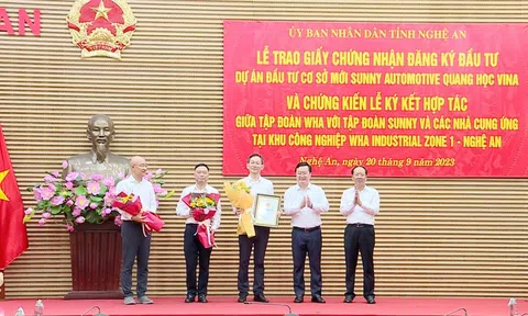 Nghệ An trao giấy chứng nhận đầu tư cho dự án có vốn nước ngoài