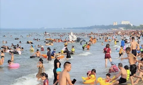 Cửa Lò (Nghệ An) phấn đấu thu 4.200 tỷ đồng từ ngành "công nghiệp không khói" trong năm 2024