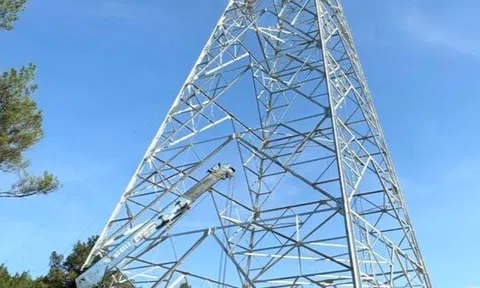 Tuổi trẻ Nghệ An đồng hành, hỗ trợ các đơn vị thi công đẩy nhanh tiến độ đường dây 500kV mạch 3