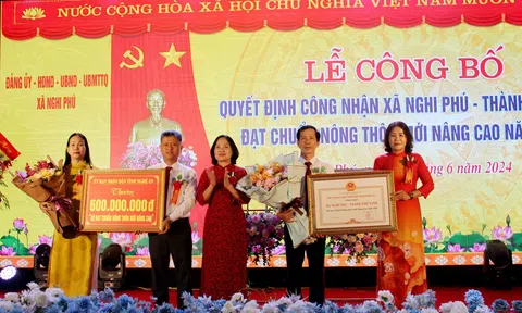 Xã Nghi Phú (TP Vinh) đón nhận Bằng công nhận xã đạt chuẩn nông thôn mới nâng cao