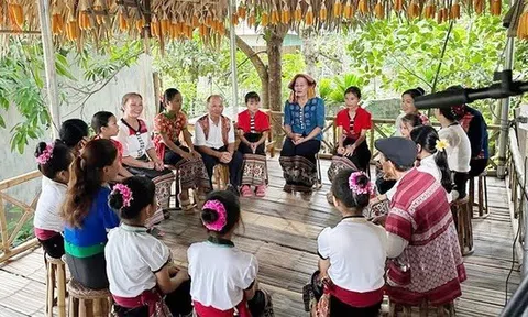 Tiếng nói, chữ viết của người Thái tại Nghệ An được công nhận là di sản văn hoá phi vật thể quốc gia