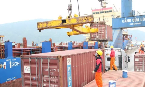 Nghệ An: Đề xuất phương án kích cầu vận tải đường biển qua cảng Cửa Lò