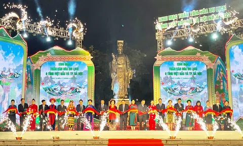 Khai mạc Tuần văn hóa du lịch 6 tỉnh Việt Bắc và Hà Nội 2022"