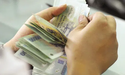 8 hiệp hội kiến nghị Chính phủ lùi thời điểm tăng lương tối thiểu vùng từ 1/1/2023