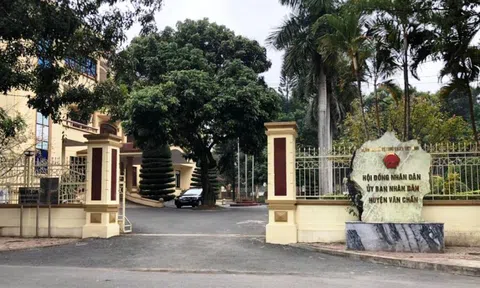 Khởi tố, bắt tạm giam nguyên Phó Chủ tịch UBND huyện Văn Chấn, Yên Bái