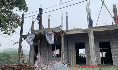 Tuyên Quang: “Đánh đu với tử thần” – an toàn lao động bị bỏ quên