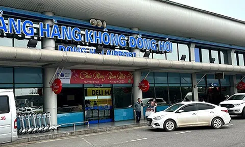 Quảng Bình: Đề nghị các hãng hàng không tăng thêm chuyến bay đi/đến thành phố Đồng Hới