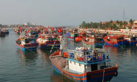 Quảng Bình: Hỗ trợ 25 tỷ đồng cho chủ tàu cá tham gia khai thác vùng biển xa