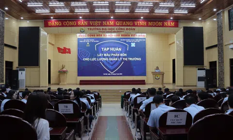 Quản lý thị trường khu vực phía Bắc tập huấn lấy mẫu phân bón