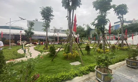 Hà Nội có thêm một vườn hoa sinh thái giữa lòng quận Long Biên