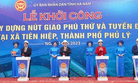 Chủ tịch Quốc hội dự Lễ khởi công Dự án đầu tư xây dựng nút giao Phú Thứ tại Hà Nam