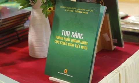 Ra mắt sách về cựu chiến binh phát triển kinh tế trong thời bình