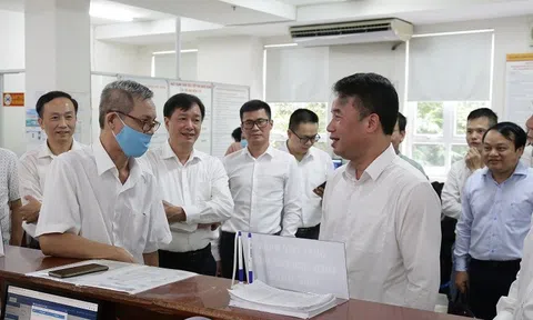 Chuyển đổi số bảo hiểm: Lấy người dân, doanh nghiệp làm trung tâm phục vụ
