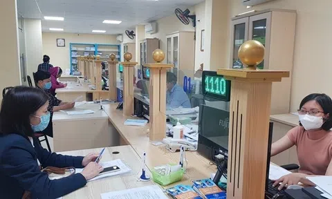 Người dân không cần xuất trình sổ hộ khẩu, tạm trú khi thực hiện các thủ tục bảo hiểm xã hội