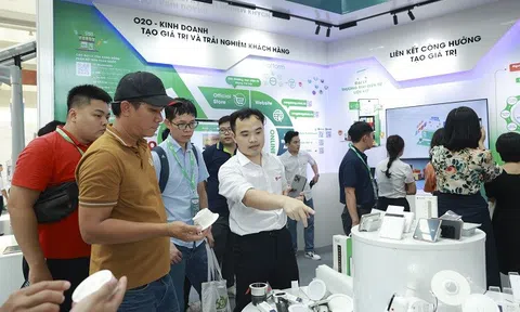 Rạng Đông thúc đẩy chiến lược đại dương xanh trong thời đại AI